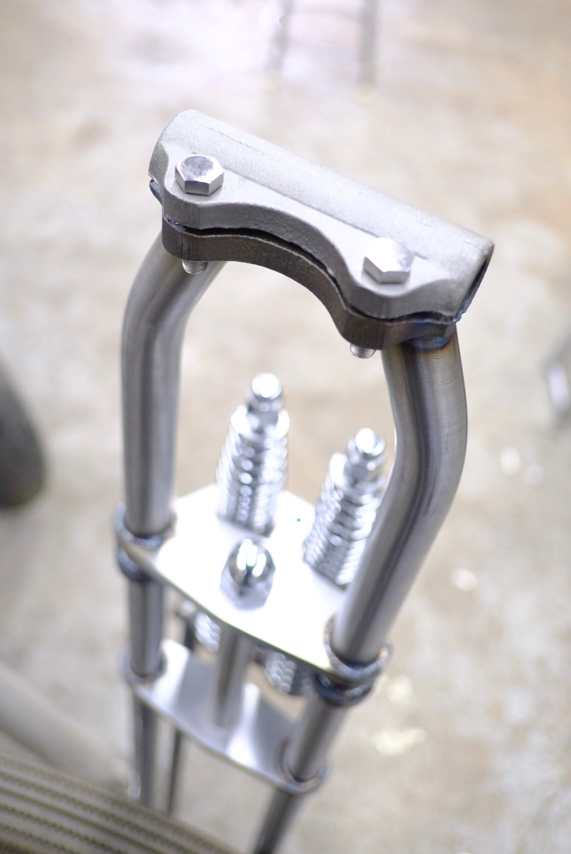 Northern Springer Northern “One Piece” Inline Springer – Northern Motorcycle Supply