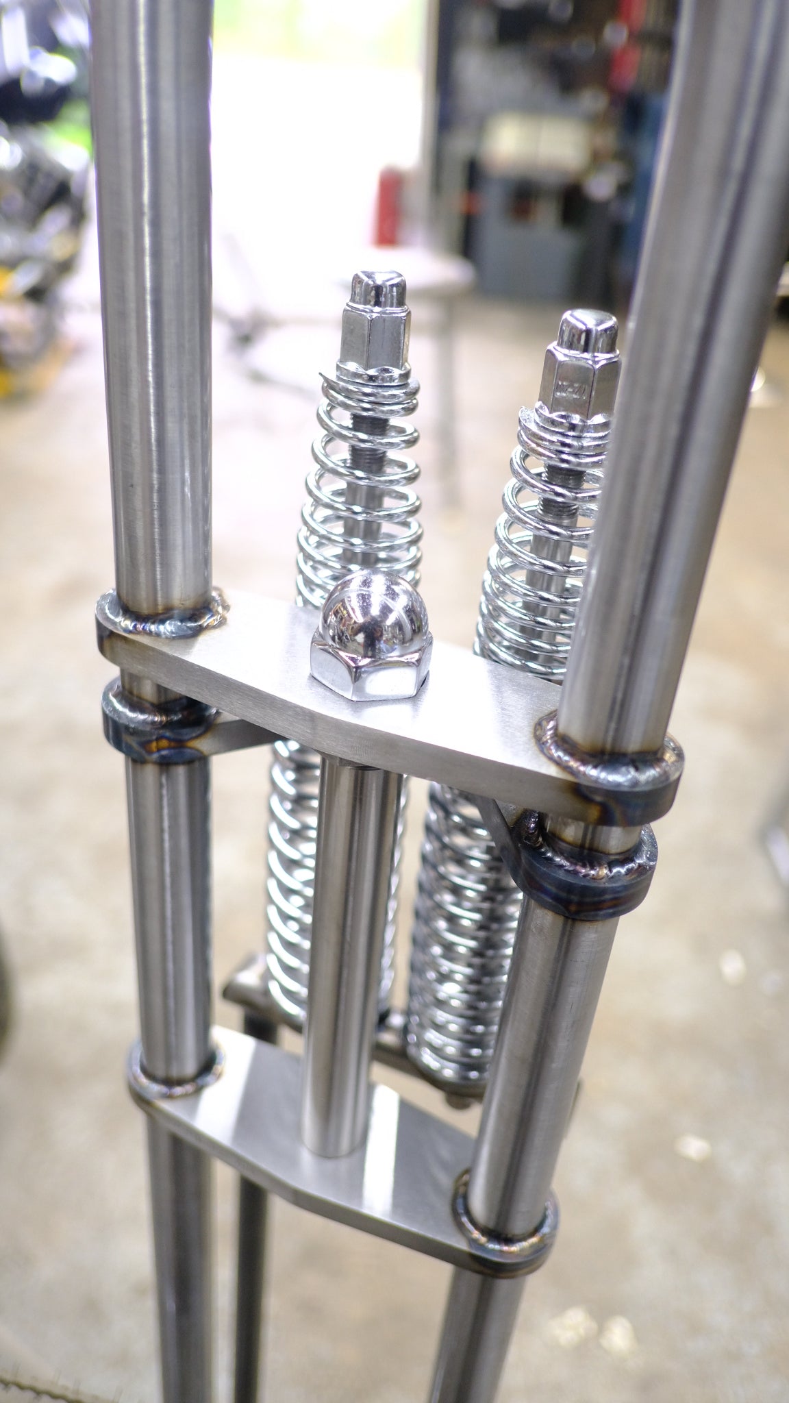 Northern Springer Northern “One Piece” Inline Springer – Northern Motorcycle Supply